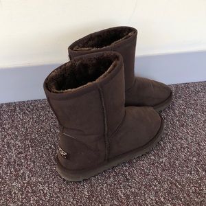 Dark Brown Ugg Boots!